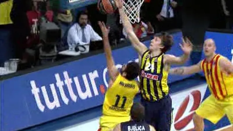 Sestřih utkání Fenerbahce Istanbul - Barcelona