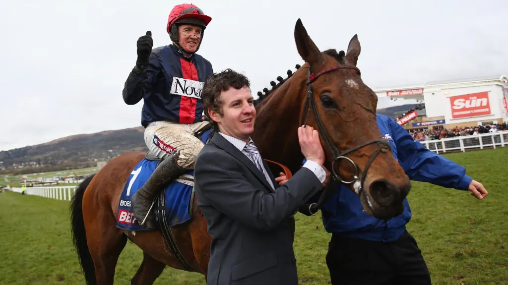 Valach Bobs Worth s žokejem Barrym Geraghtym