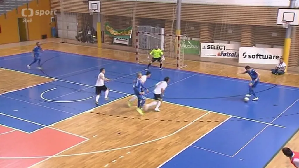 Futsalisté Tanga porazili v derby Helas