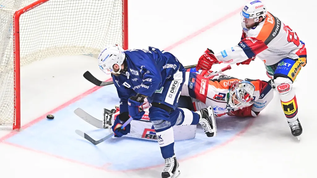 Brněnský Hynek Zohorna se ve finále prosazuje z dorážky