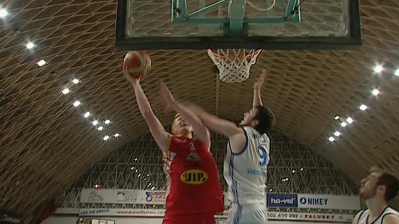 Sestřih basketbalového utkání Ostrava - Pardubice