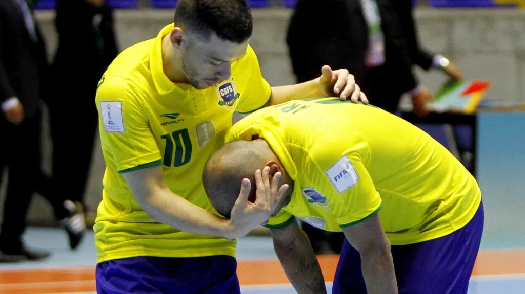 Zklamaní brazilští futsalisté