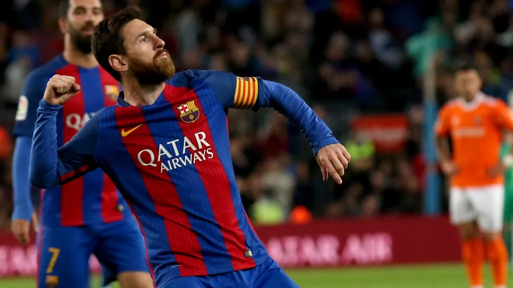 Slavící Lionel Messi