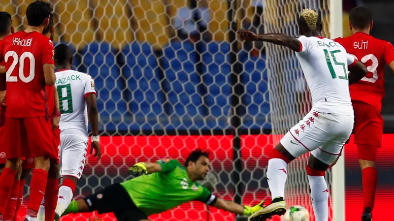 Burkina Faso dává gól do sítě Tuniska