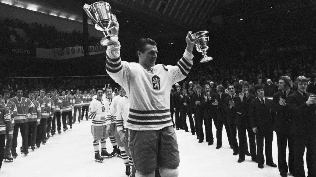 František Pospíšil, kapitán československé hokejové reprezentace na MS 1972