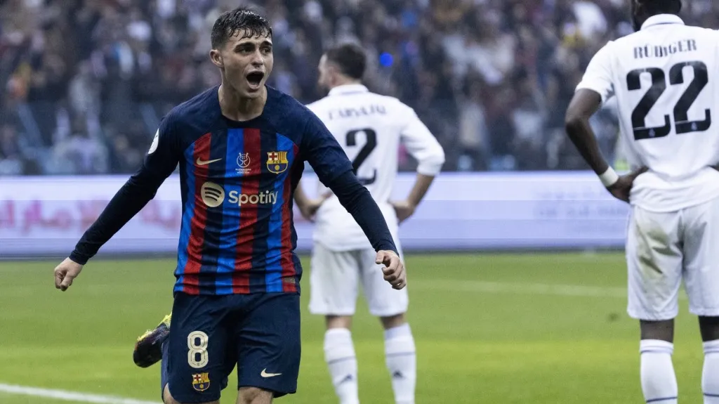 Pedri oslavuje gól ve španělském Superpoháru