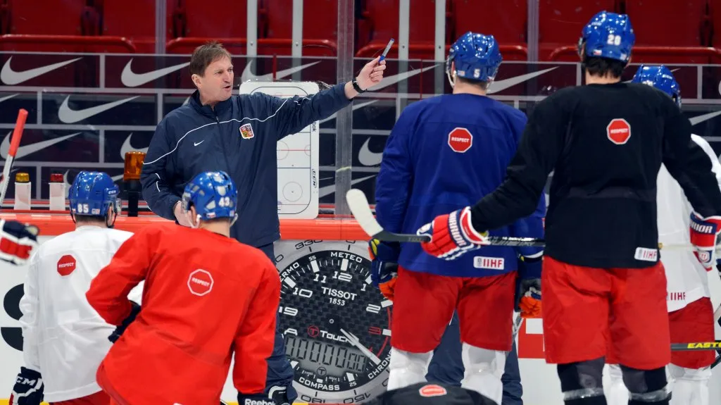 Alois Hadamczik vede trénink české reprezentace