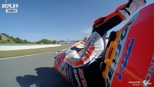 Marquéz v Jerezu nepěkně spadl