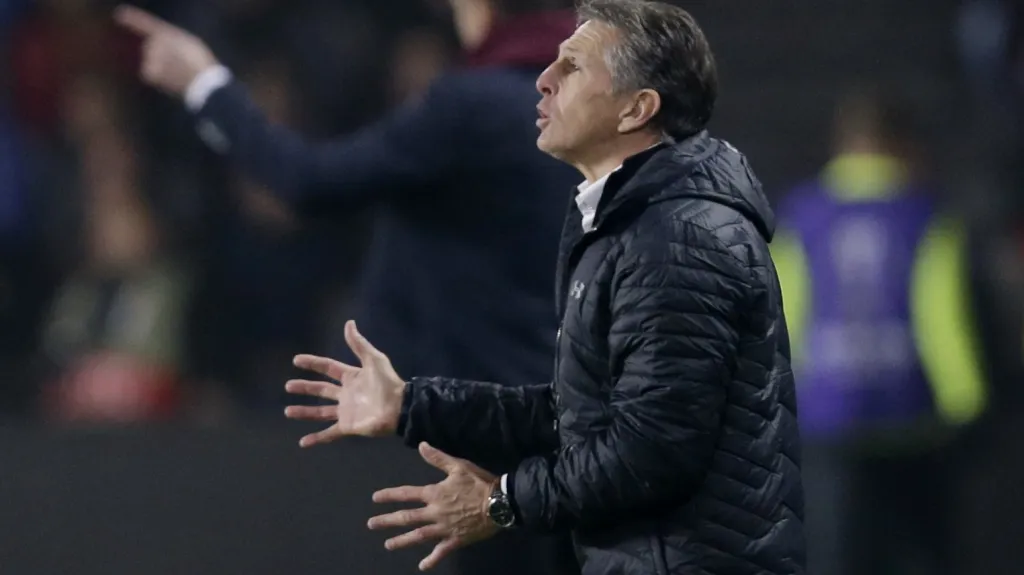 Trenér Southamptonu Claude Puel