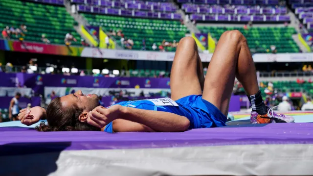 Olympijský vítěz Tamberi se protrápil kvalifikací výšky, nakonec ale postoupil