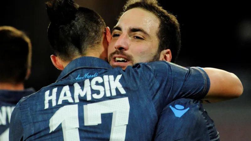 Radost Gonzala Higuaína a Marka Hamšíka
