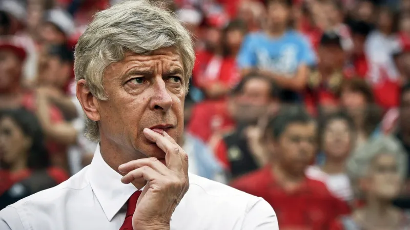 Trenér Asenalu Arséne Wenger