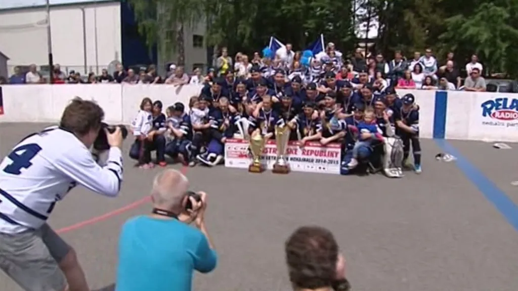 Kladenští hokejbalisté se stali mistry extraligy