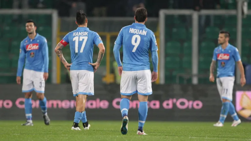 Zklamaní fotbalisté Neapole