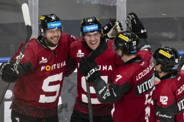 Slavící hráči Sparty