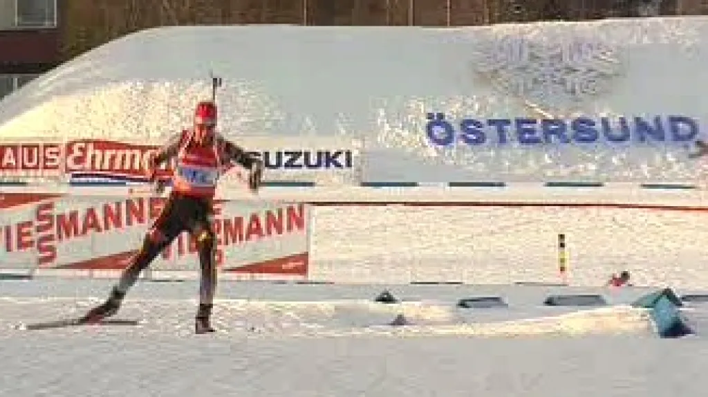 Biatlonistka na trati