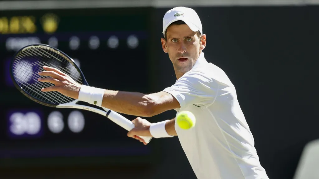 Novak Djokovič v semifinále Wimbledonu