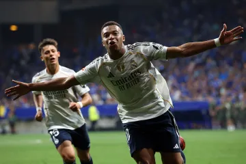 Slavící Kylian Mbappé