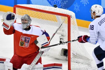 Pavel Francouz v utkání s USA