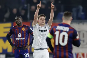 Jiří Panoš slaví branku do sítě Basileje