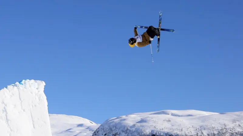 Akrobatické lyžování