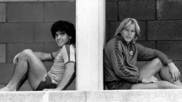 Diego Maradona a Bernd Schuster