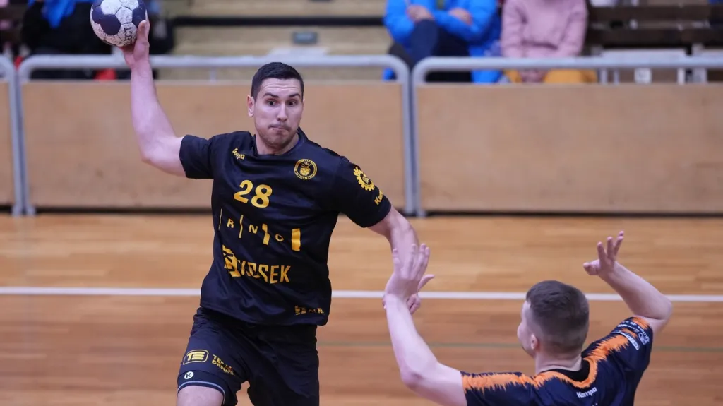 Brněnský házenkář Luka Kikanovič