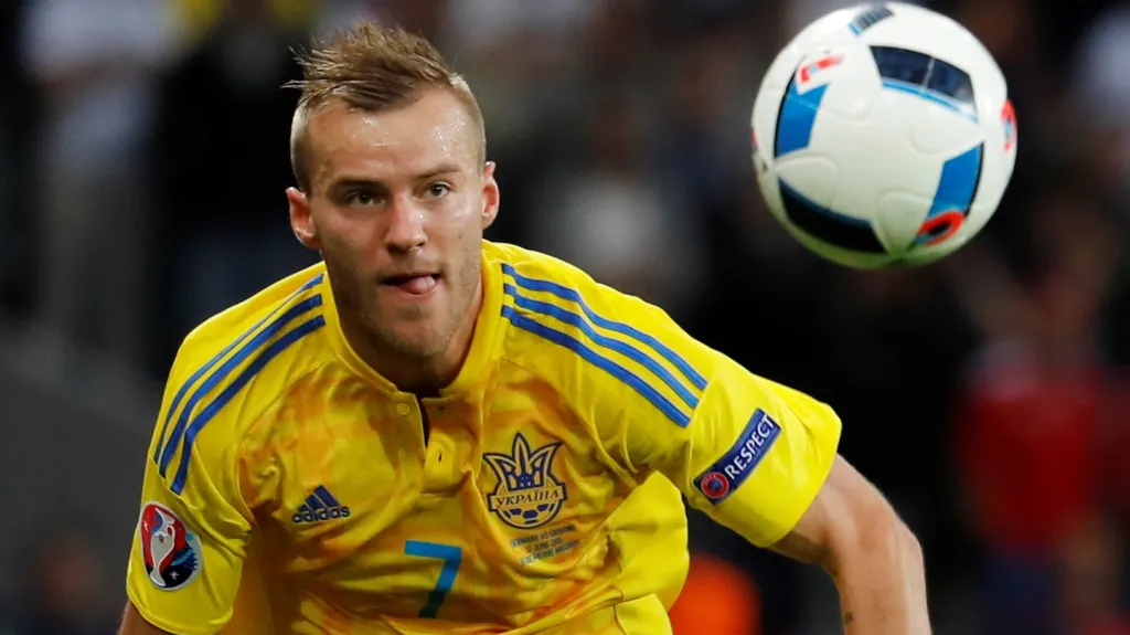 Andrij Jarmolenko v dresu Ukrajiny