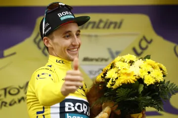 Lídr Tour Jai Hindley