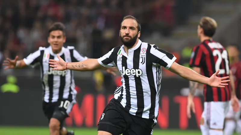 Gonzalo Higuaín se raduje ze vstřelené branky