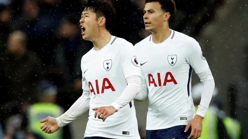 Son Hung-min se raduje z branky