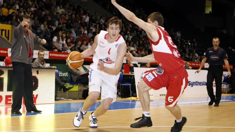 Pavel Pumprla v Eurolize ještě za Nymburk