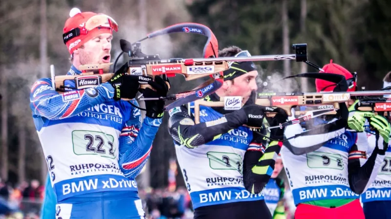 Sestřih sprintu biatlonistů z Ruhpoldingu