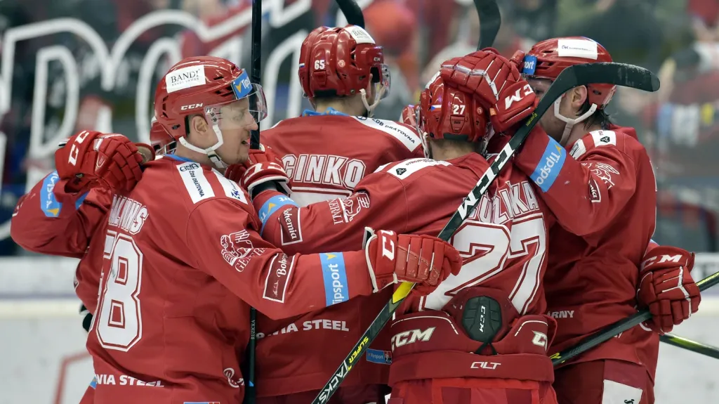 Radost hokejistů Třince