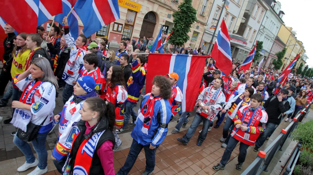 Protestující českobudějovičtí fanoušci