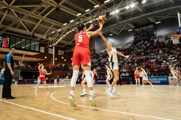 Natálie Stoupalová v kvalifikačním utkání proti Nizozemsku