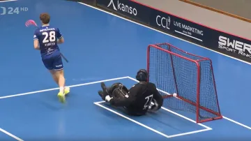 Vítkovice snížily čtvrtfinálovou sérii proti Spartě