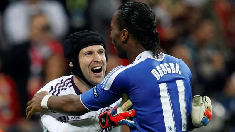 Petr Čech s Didierem Drogbou