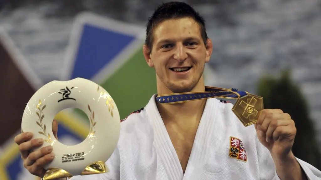 Lukáš Krpálek s medailí i trofejí mistra Evropy