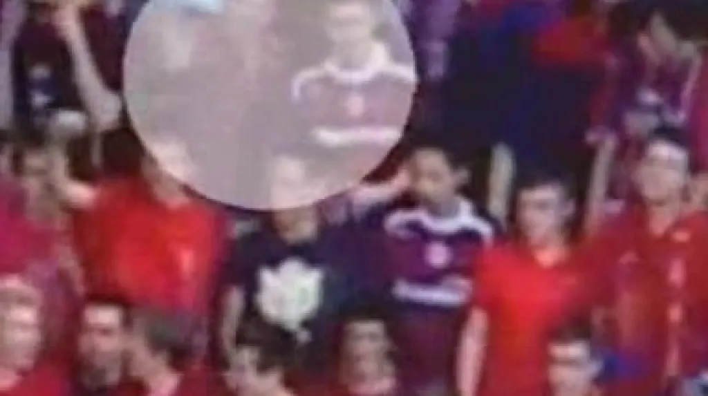 Výtržník na stadionu