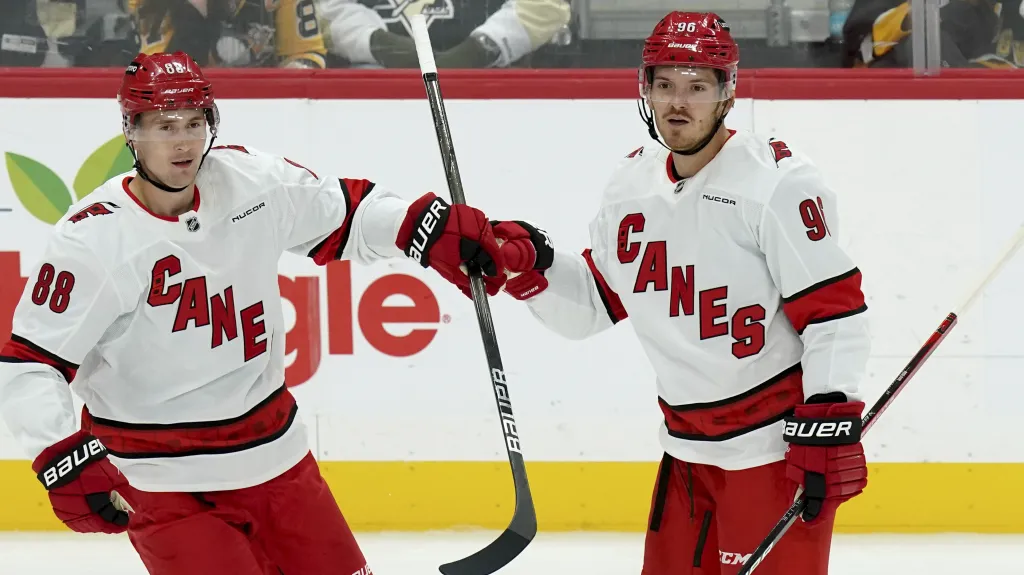 Martin Nečas (vlevo)