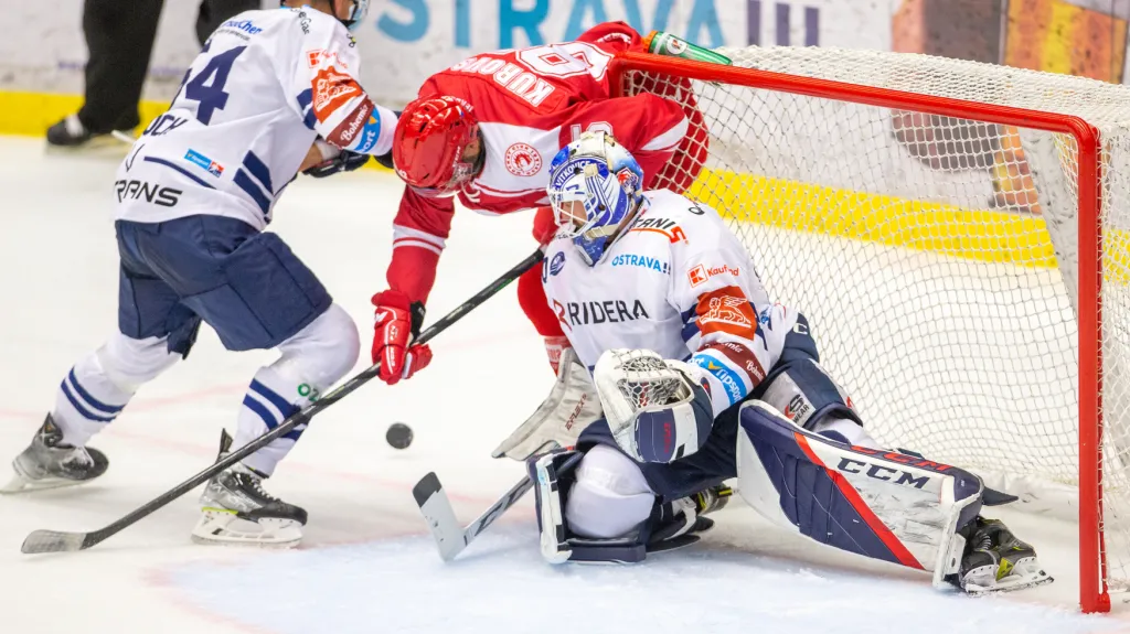 Hokejisté Vítkovic v přípravném utkání s Třincem