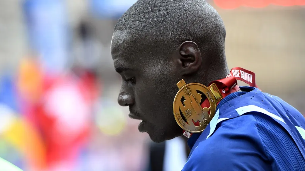 Kenneth Kiprop Renju v cíli Pražského půlmaratonu