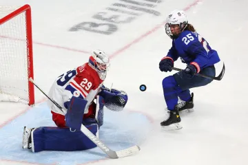 Klára Peslarová zasahuje v utkání s Američankami