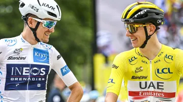 Nezaslouženě jeden z dresů vozí Tom Pidcock. Nejlepším jezdcem do 25 let je Tadej Pogačar, ten však vozí žlutý trikot