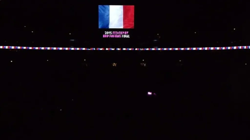 Minuta ticha před finále Fed Cupu ČR - Rusko