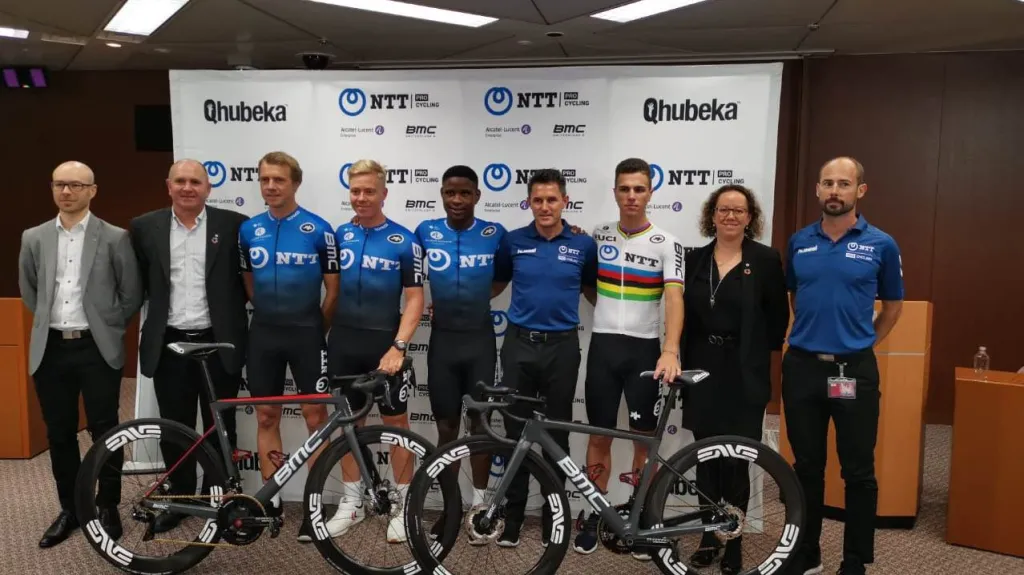 Kreuzigerova stáj s novým názvem NTT a barvami