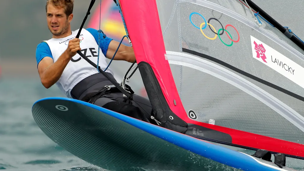 Jachtař Karel Lavický na olympijském kanálu ve Weymouthu