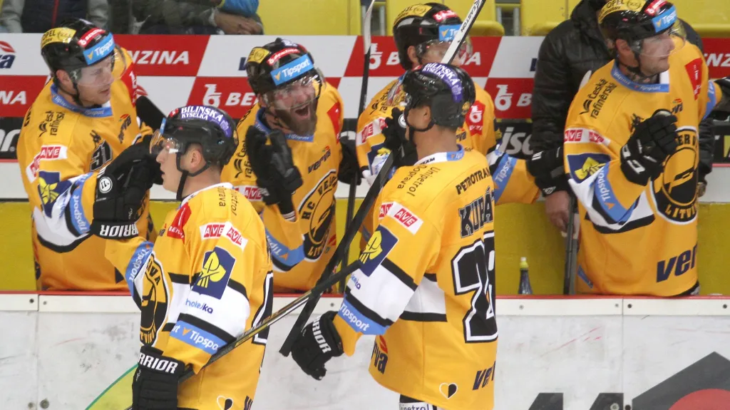 Slavící hokejisté Litvínova