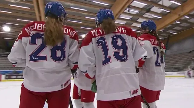 Hokejistky odletí bez útočnice